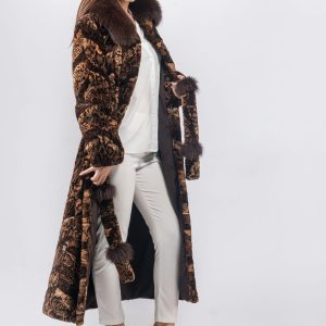 Chic Brown Beige Velvet Mink Fur Coat – Timeless Real Fur Elegance