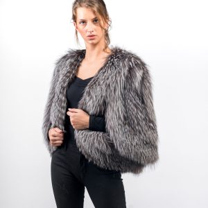 Timeless Elegant Arzante Fox Fur Cape – Wild Authentic Fur Elegance