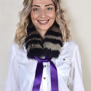 Fuchsfell Halsband in Silber und Lila Farben