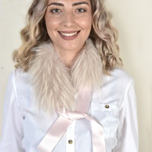 Elegant Cream Fox Fur Neckband