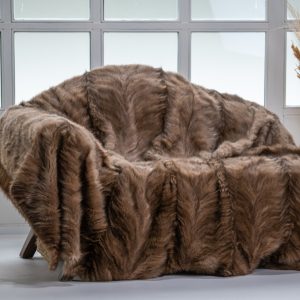 Deluxe Tortora Sable Fur Blanket – Timeless Home Accent: