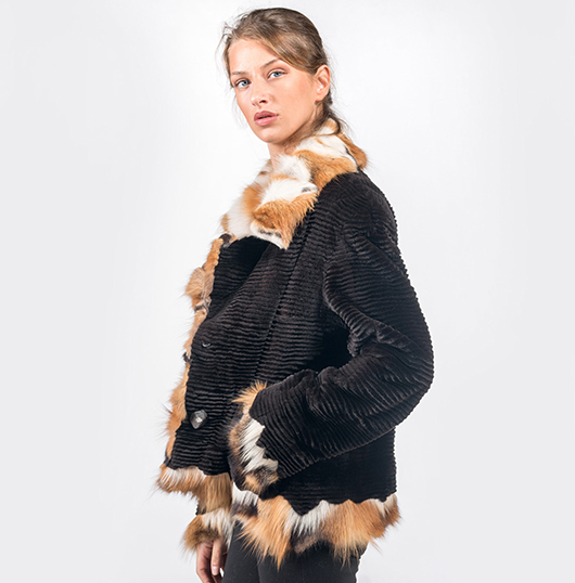 woman-furs