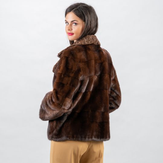 Mahogany Nerz Pelzjacke mit Swakara Pelzkragen