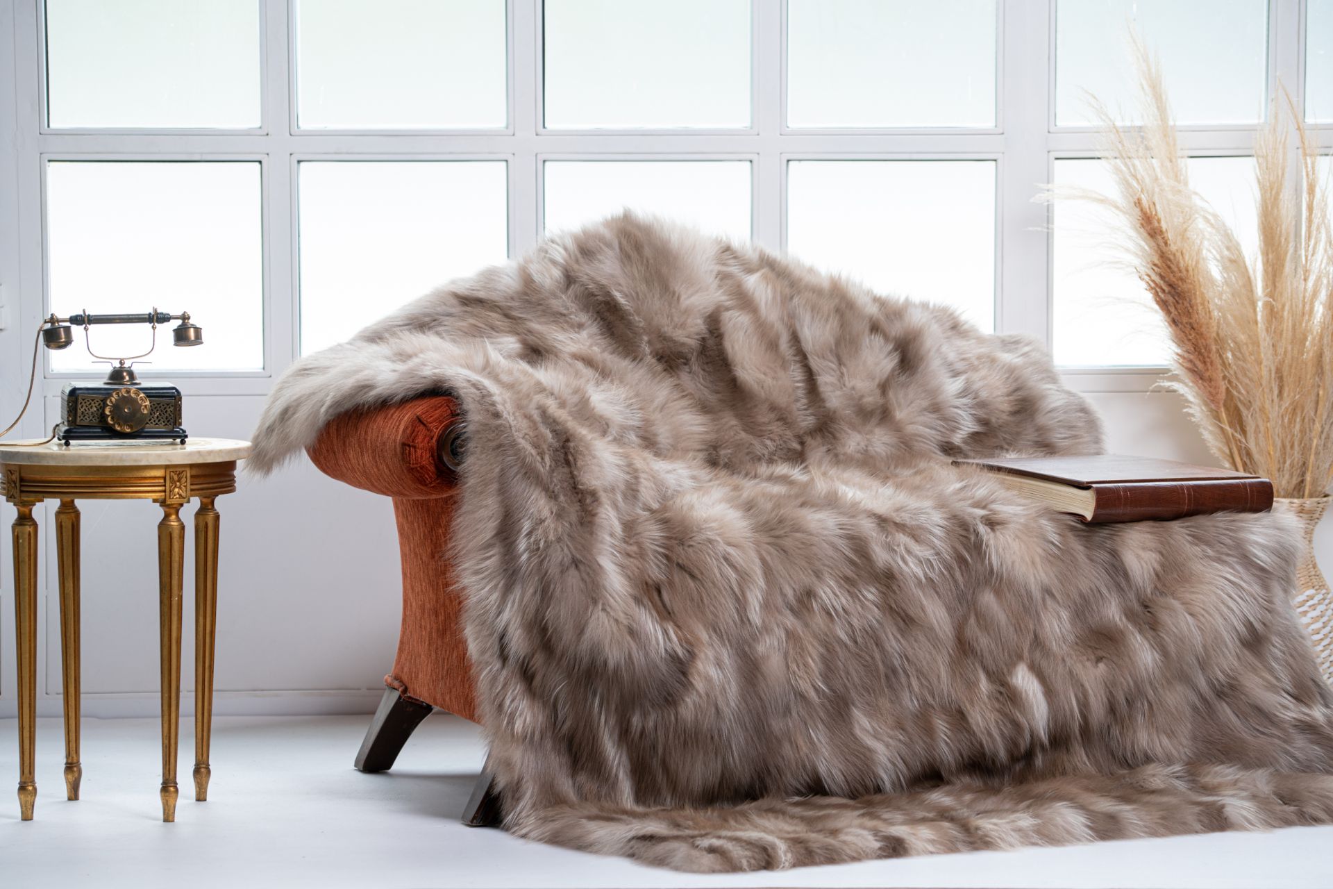 GC GAVENO CAVAILIA Mink Fur Throws For Beds, Throw Blanket, Soft Sofa  Blanket, Silver, 150X200 Cm price in Egypt,  Egypt