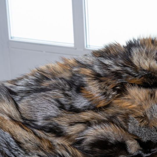 Gross Fox Fur Throw Blanket